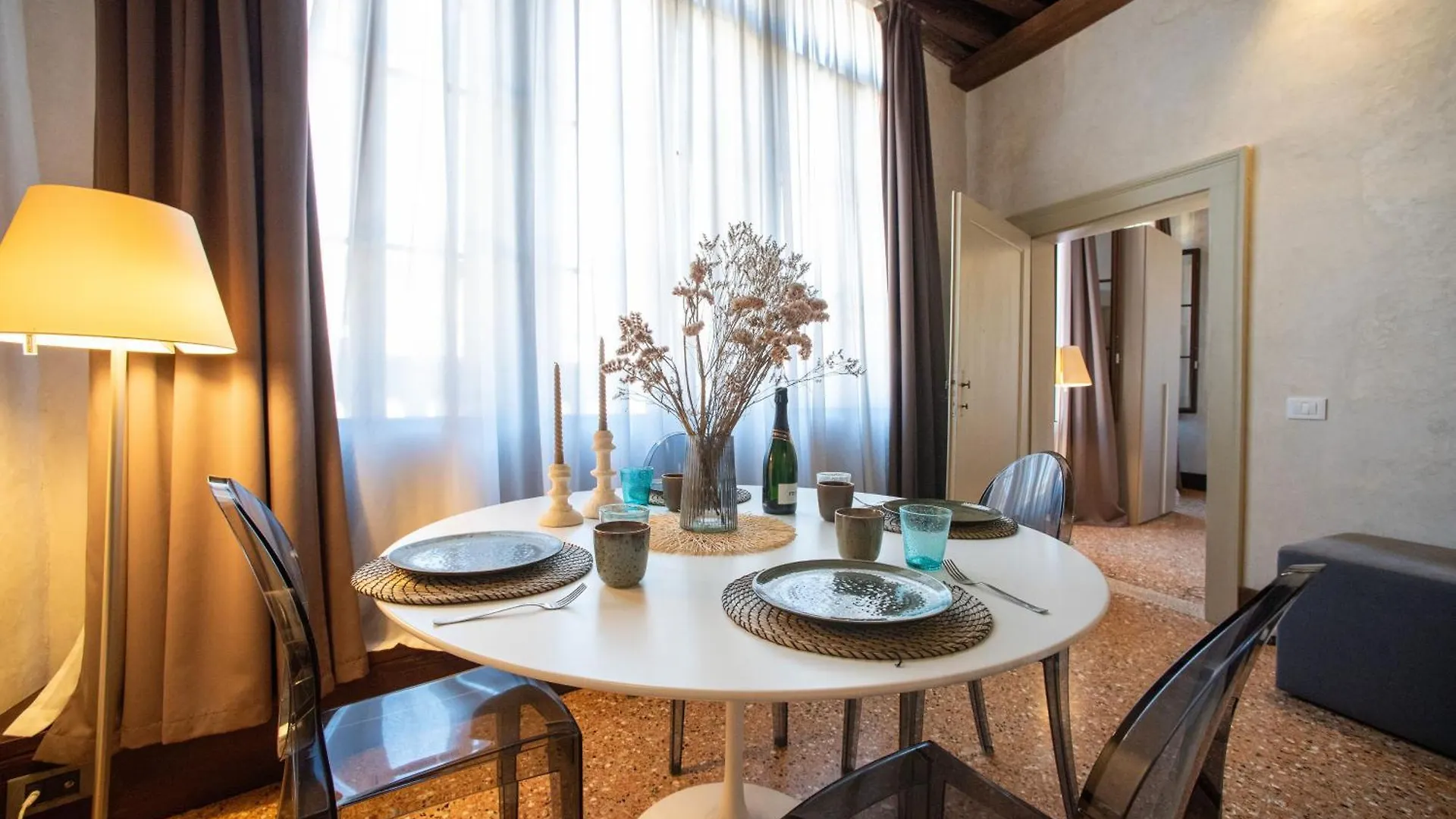 Apartamento Venice Dream - Il Piu Centrale, Idromassaggio In Camera, Ascensore - 10 Min Da Rialto E San Marco